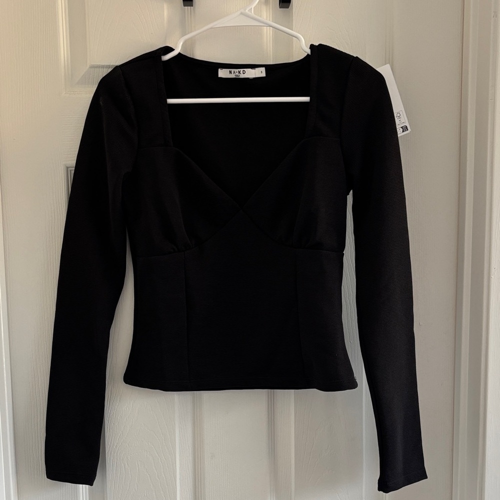 NA-KD Heart Neckline Black Long Sleeve Women's Top